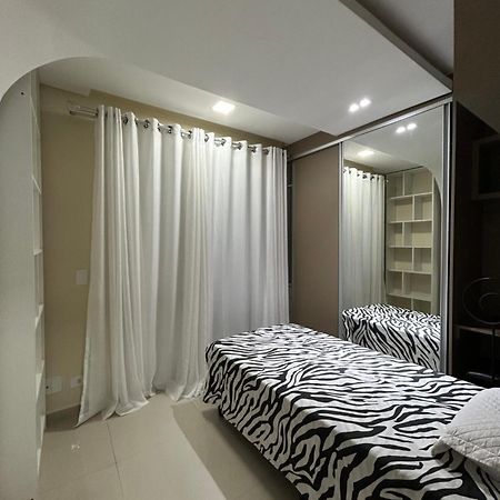 Novo Na Quadra Da Praia Santos  Exterior foto